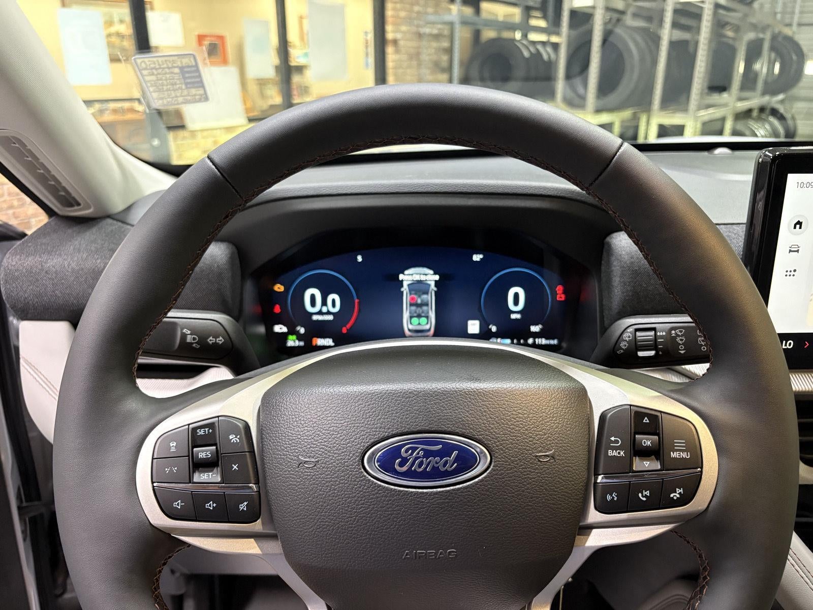 2026 Ford Explorer Active w/200A Pkg