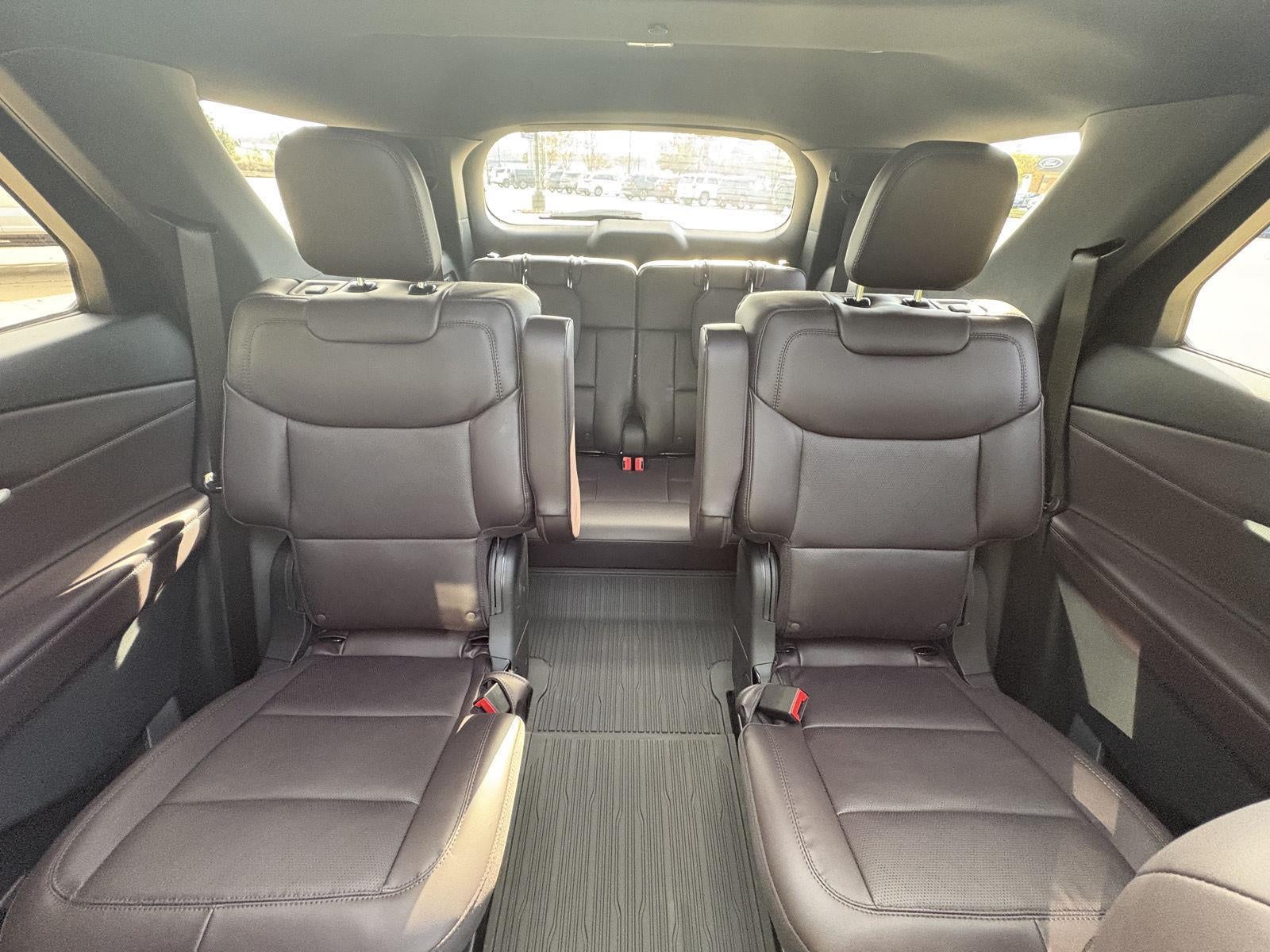 2026 Ford Explorer Platinum™