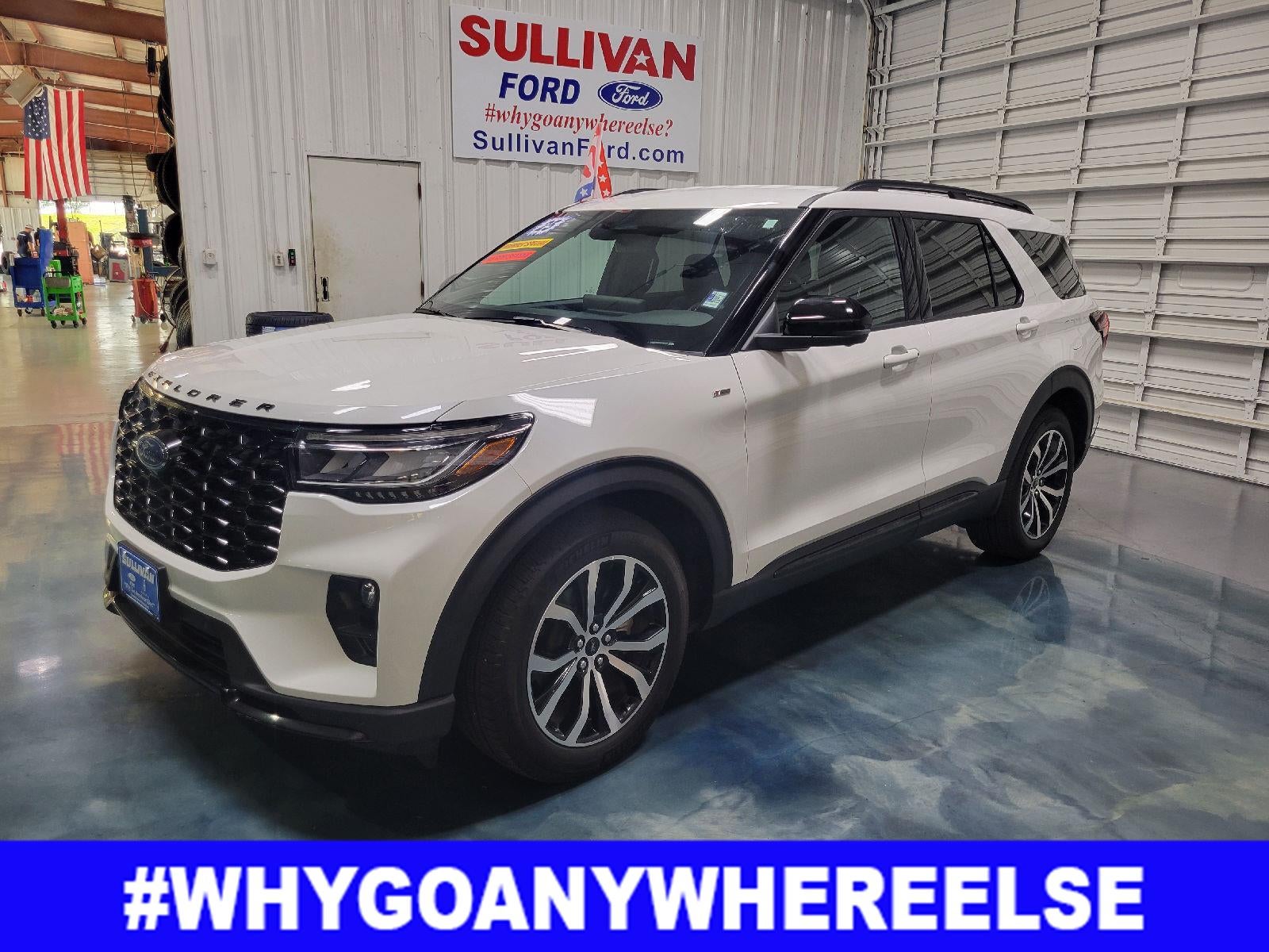 2025 Ford Explorer ST-Line