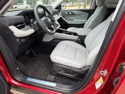 2026 Ford Explorer Platinum™