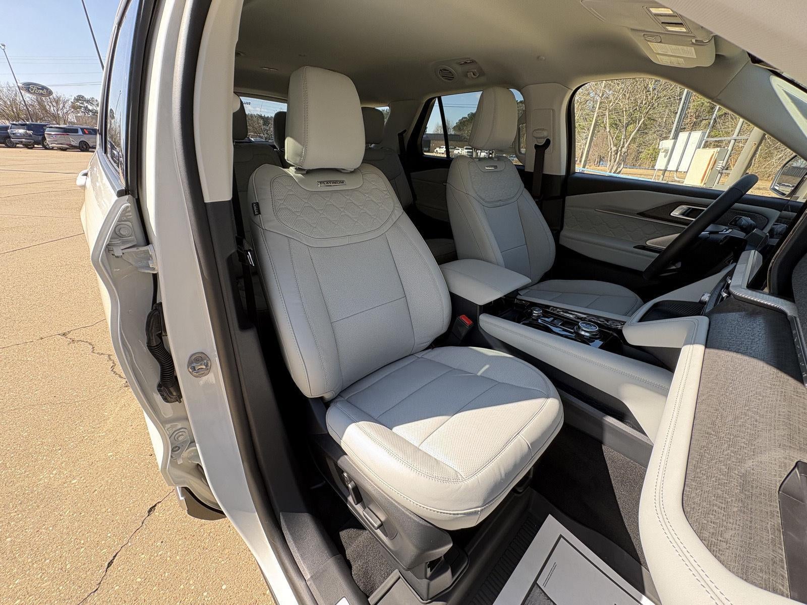 2026 Ford Explorer Platinum™