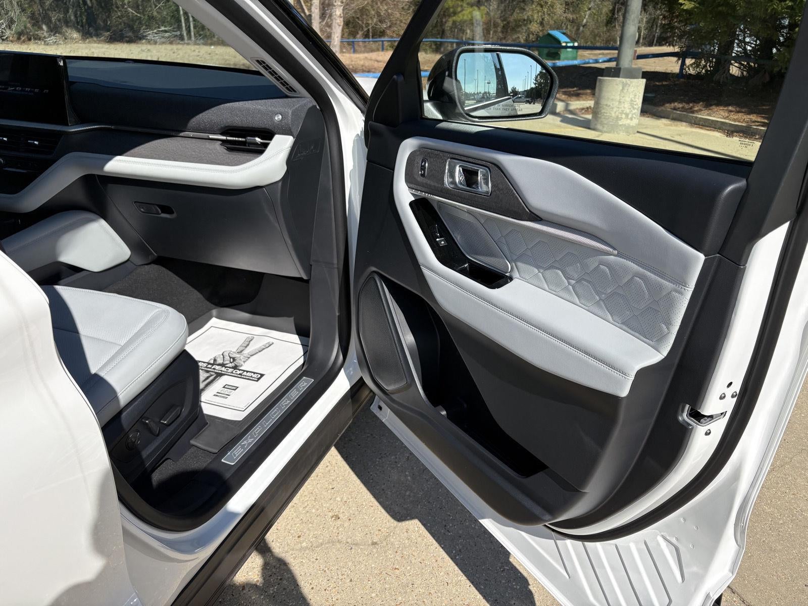 2026 Ford Explorer Platinum™