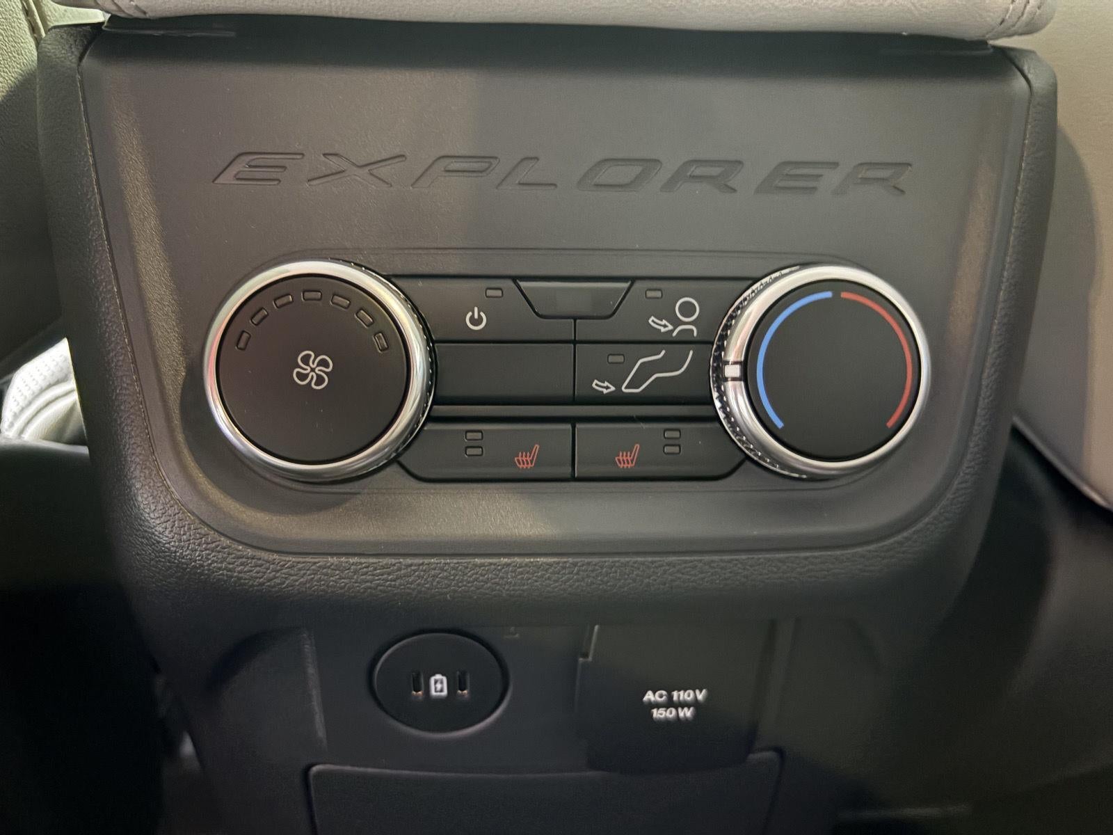 2026 Ford Explorer Platinum™