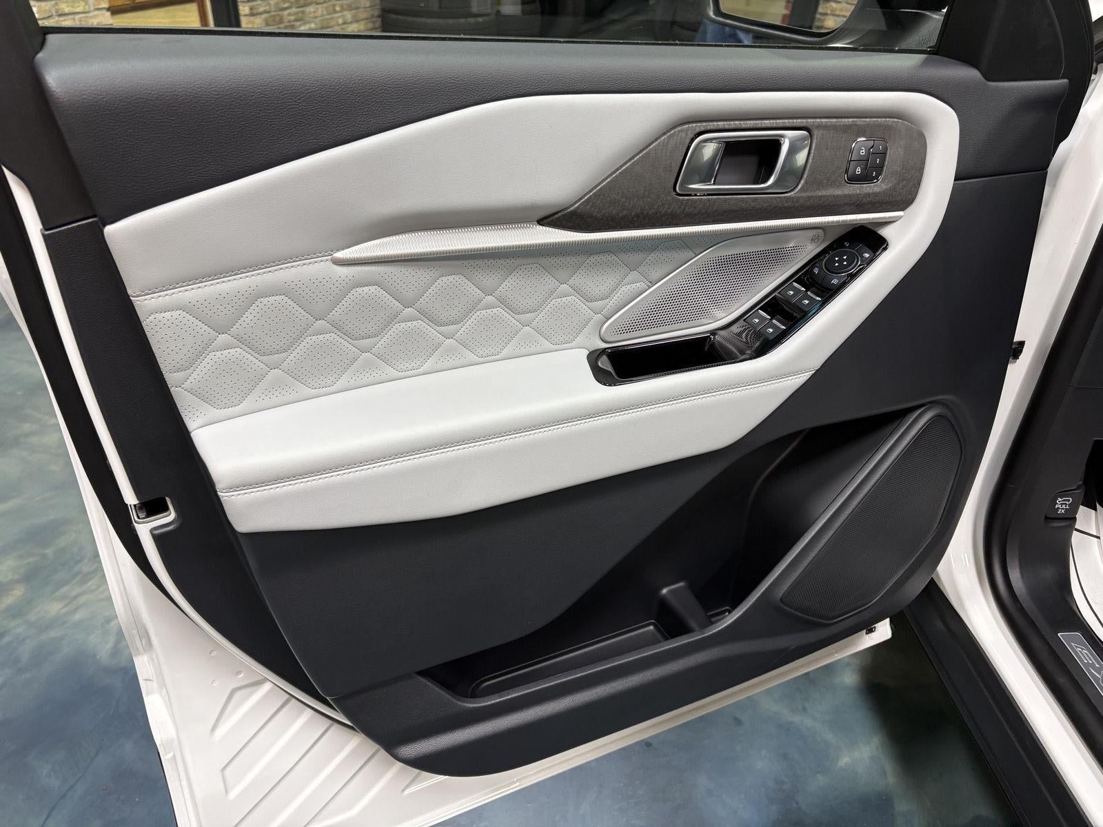 2026 Ford Explorer Platinum™