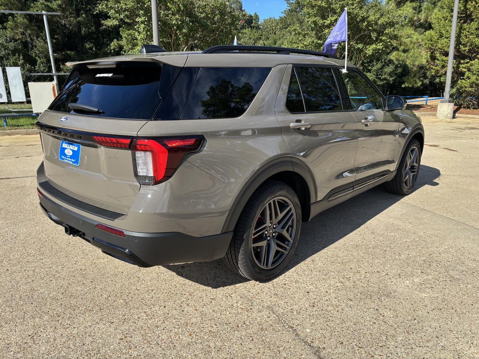 2027 Ford Explorer ST-Line