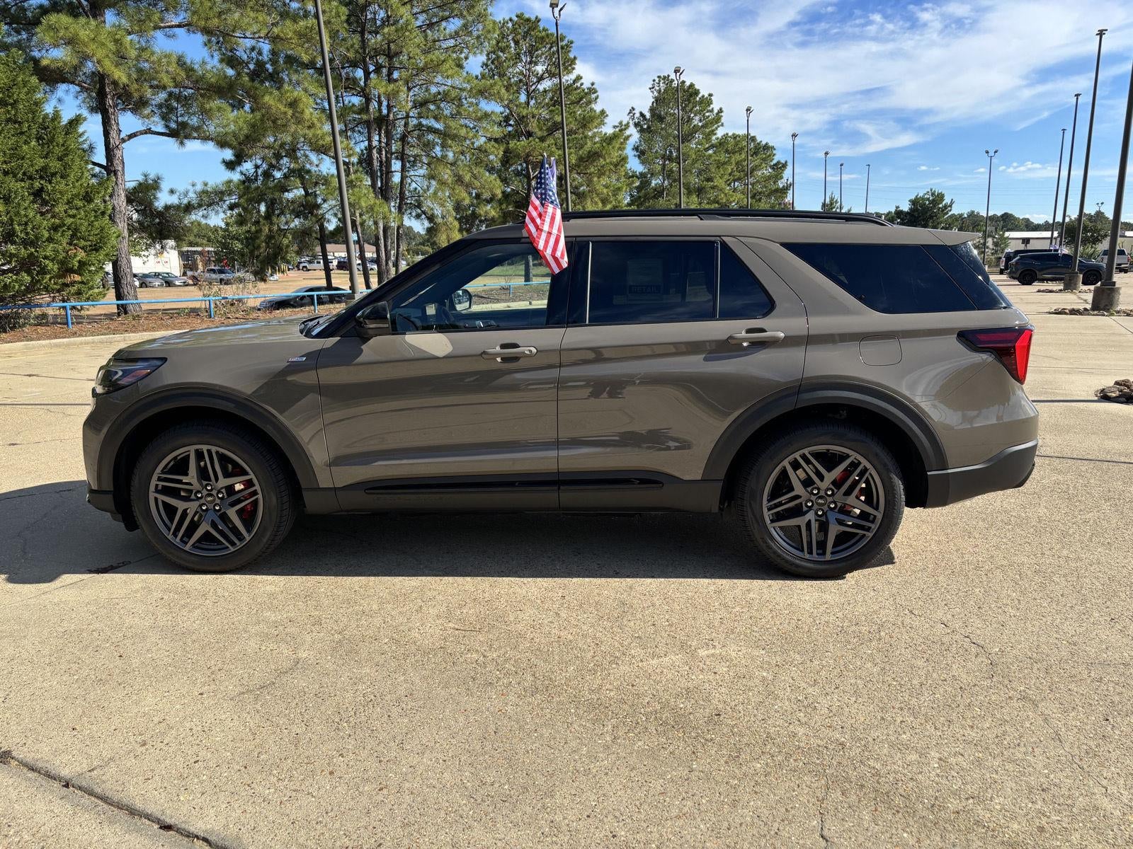 2027 Ford Explorer ST-Line