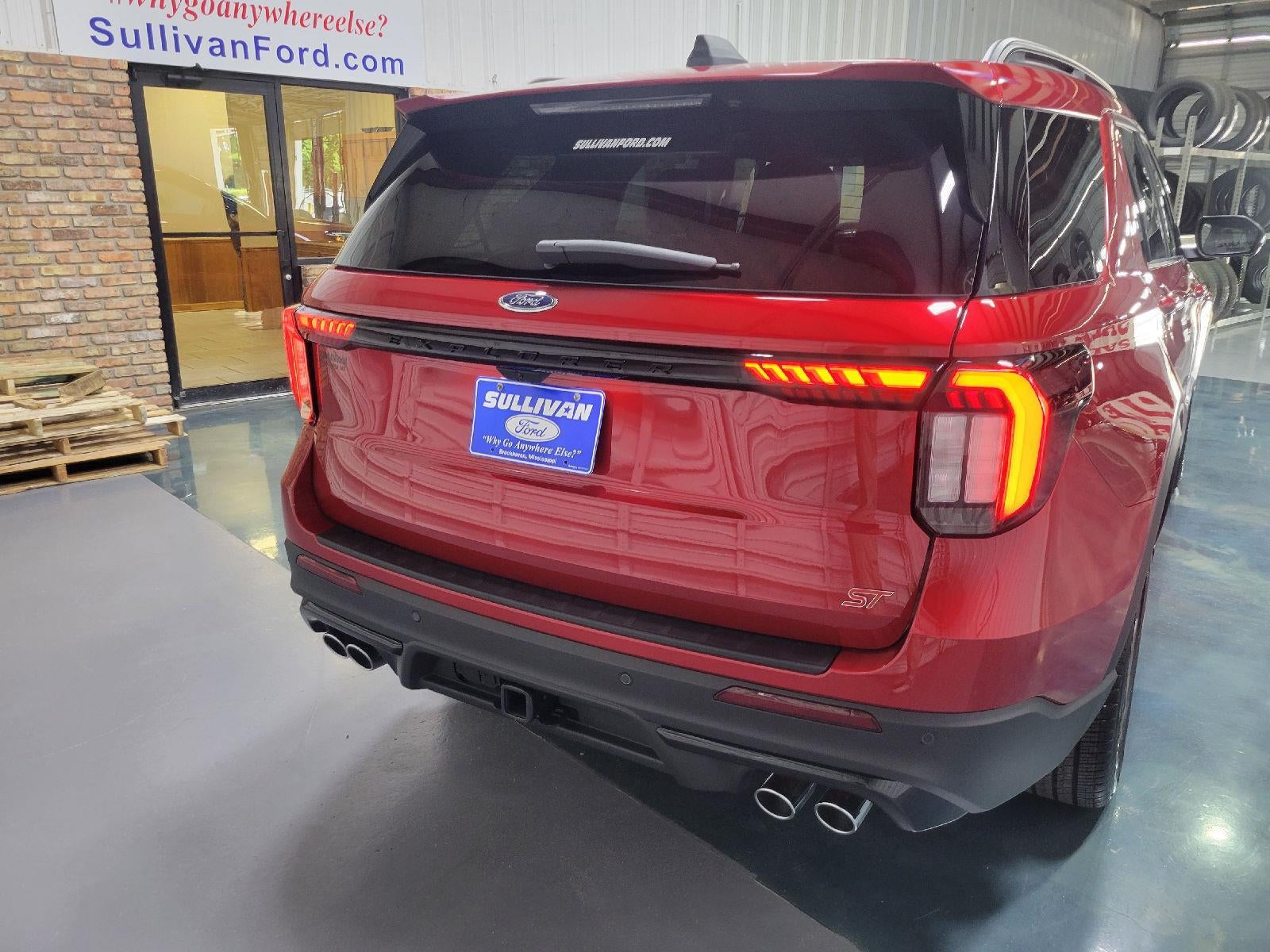 2025 Ford Explorer ST