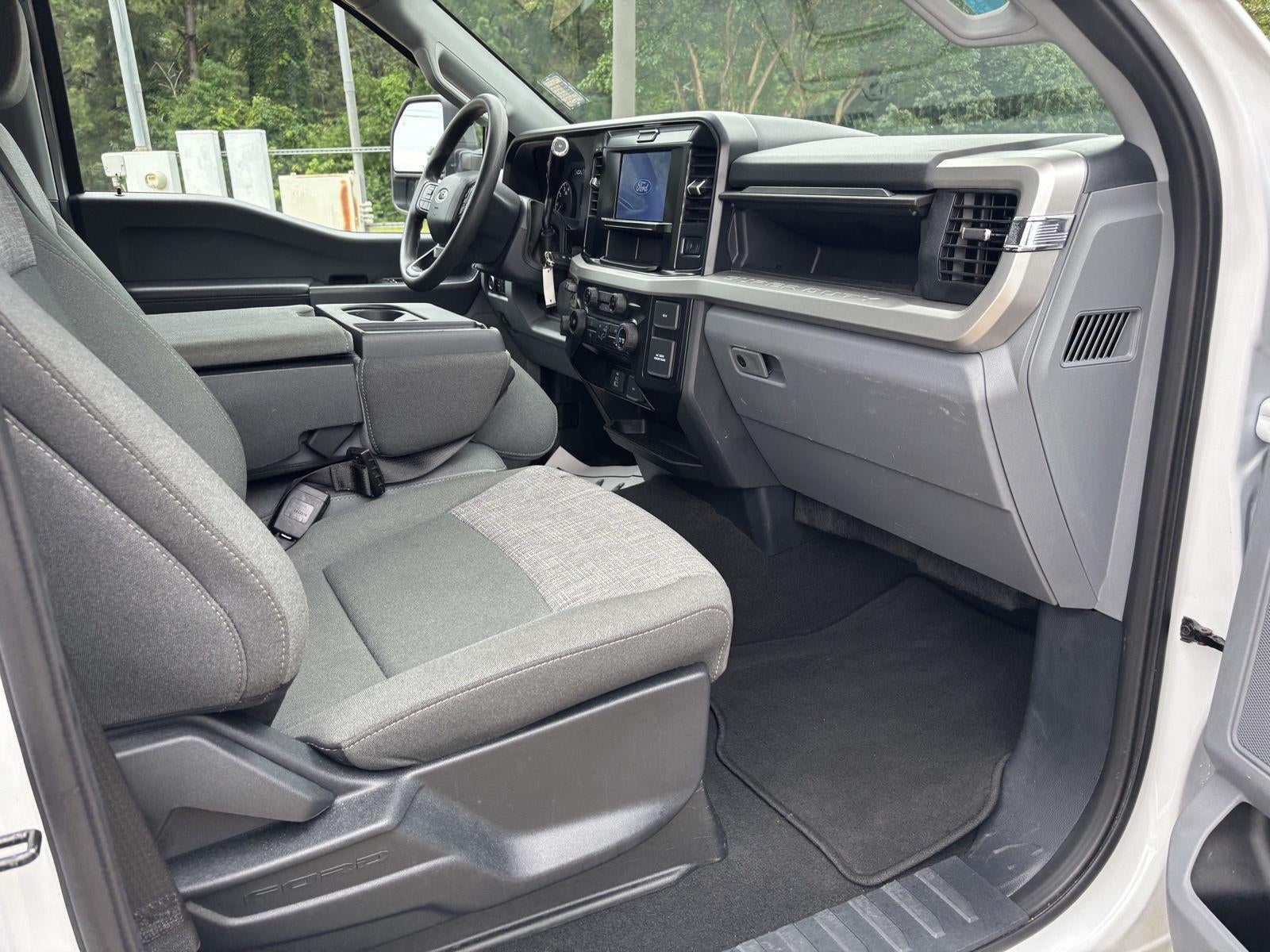 2025 Ford Super Duty F-250 SRW XLT