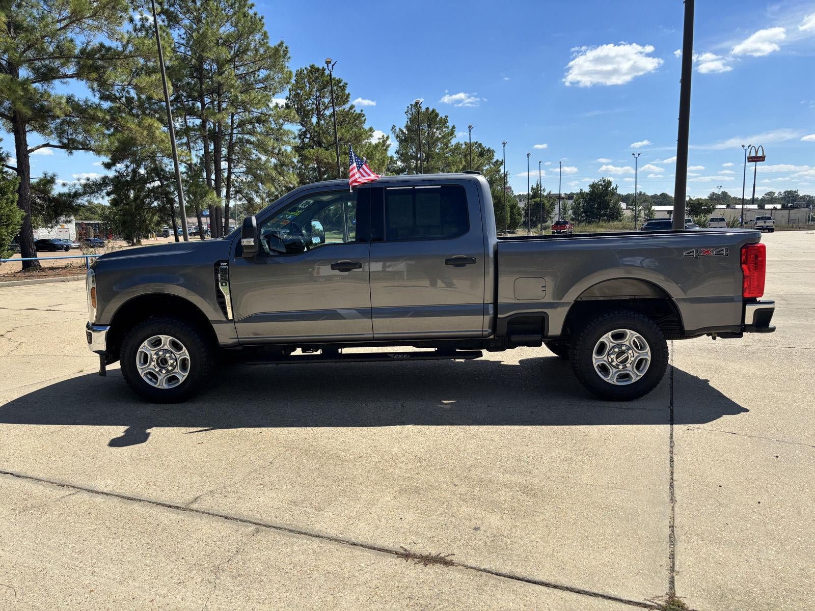 2025 Ford Super Duty F-250 SRW XLT
