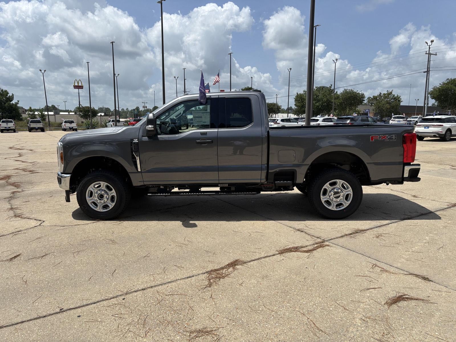 2026 Ford Super Duty F-250 SRW XLT