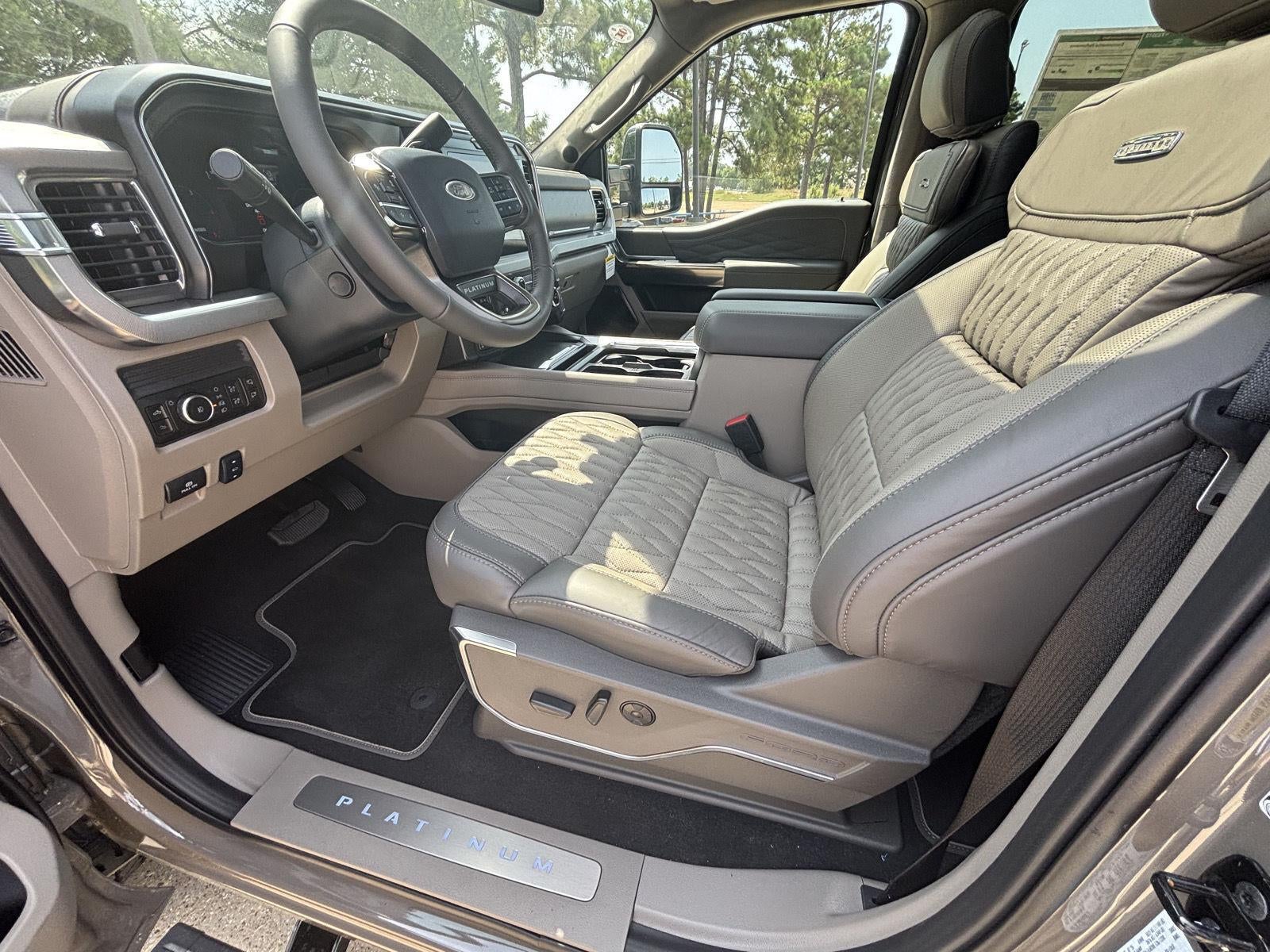 2026 Ford Super Duty F-250 SRW F-250® Platinum®