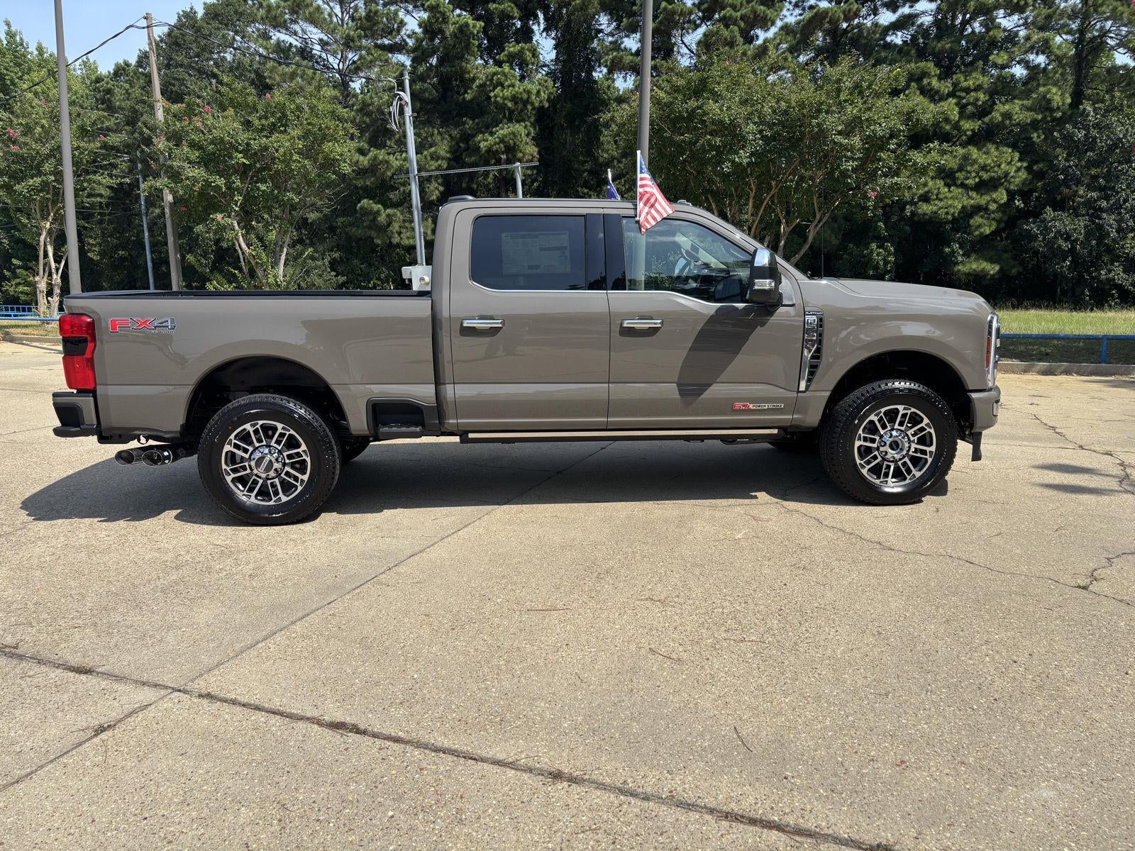 2026 Ford Super Duty F-250 SRW F-250® Platinum®