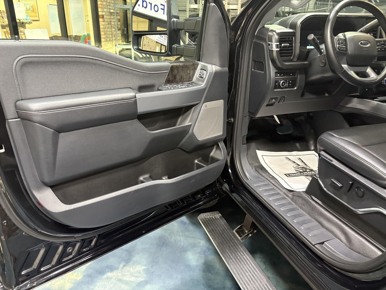 2024 Ford Super Duty F-250 SRW LARIAT