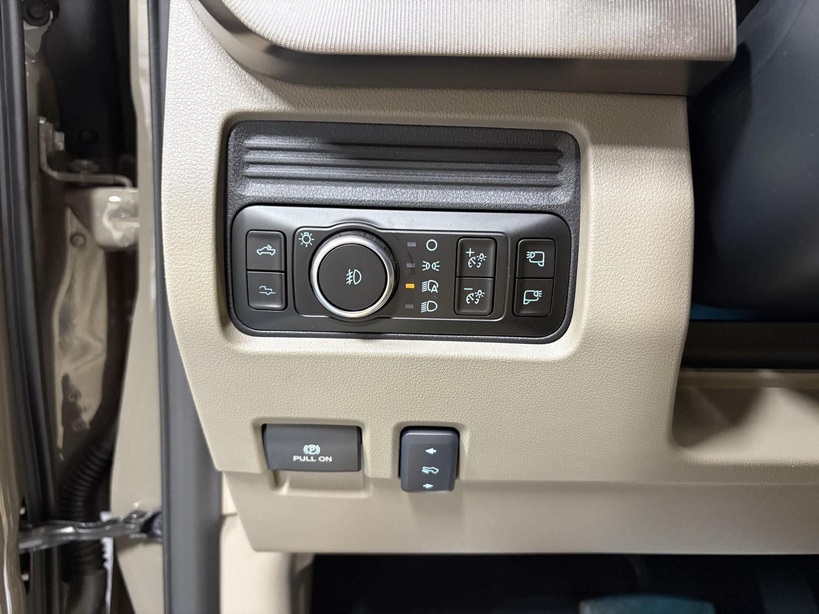 2026 Ford Super Duty F-250 SRW F-250® Platinum®