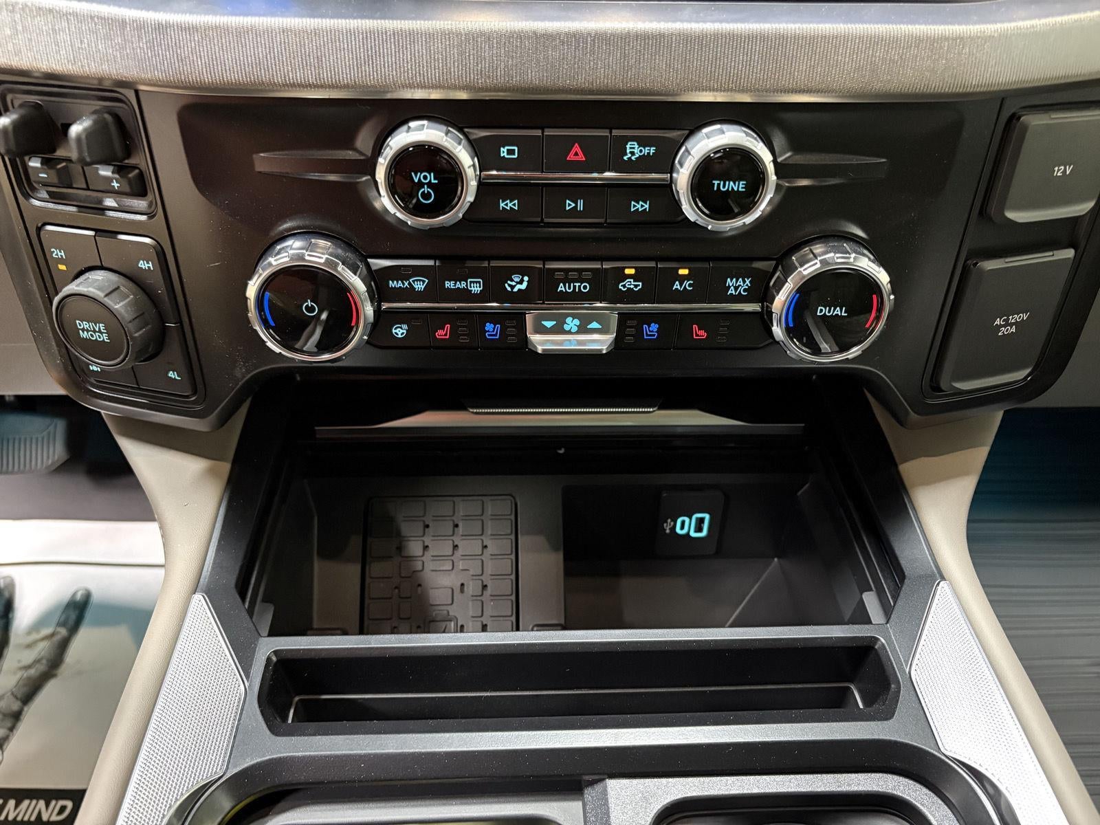 2026 Ford Super Duty F-250 SRW F-250® Platinum®