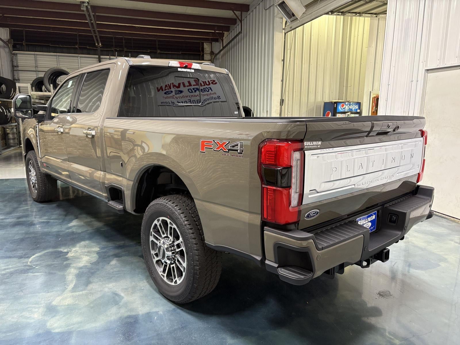 2026 Ford Super Duty F-250 SRW F-250® Platinum®