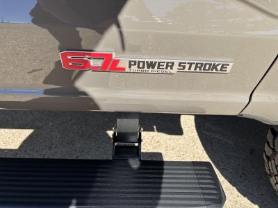 2027 Ford Super Duty F-250 SRW F-250® Lariat®