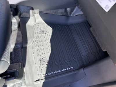 2027 Ford Super Duty F-250 SRW F-250® Lariat®