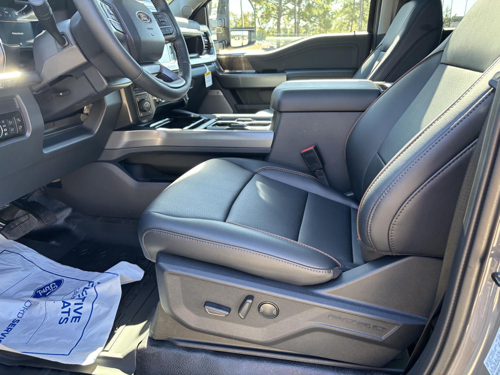 2027 Ford Super Duty F-250 SRW F-250® Lariat®