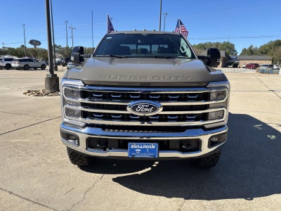 2027 Ford Super Duty F-250 SRW F-250® Lariat®