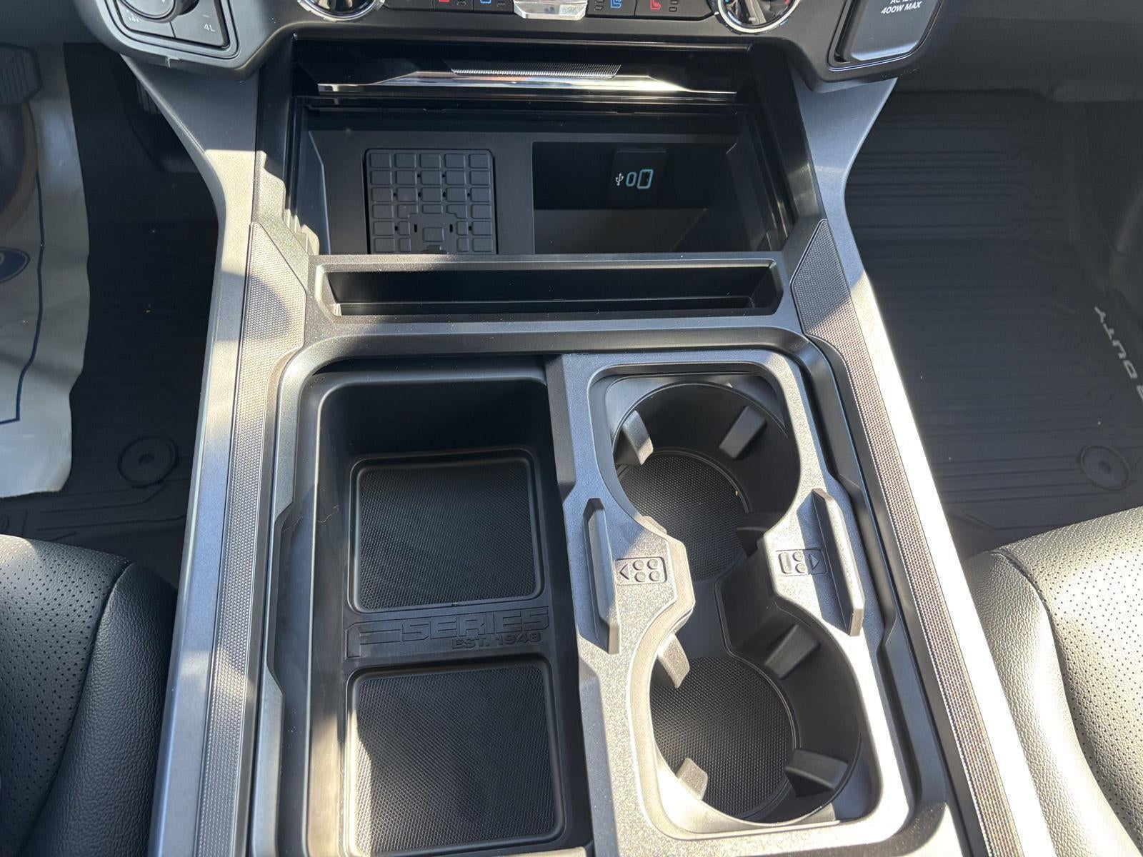 2027 Ford Super Duty F-250 SRW F-250® Lariat®