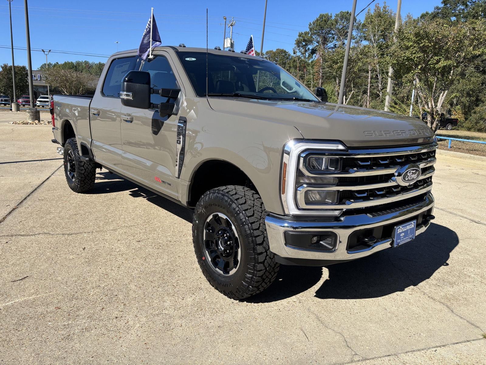 2027 Ford Super Duty F-250 SRW F-250® Lariat®