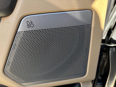 2027 Ford Super Duty F-250 SRW F-250® Lariat®