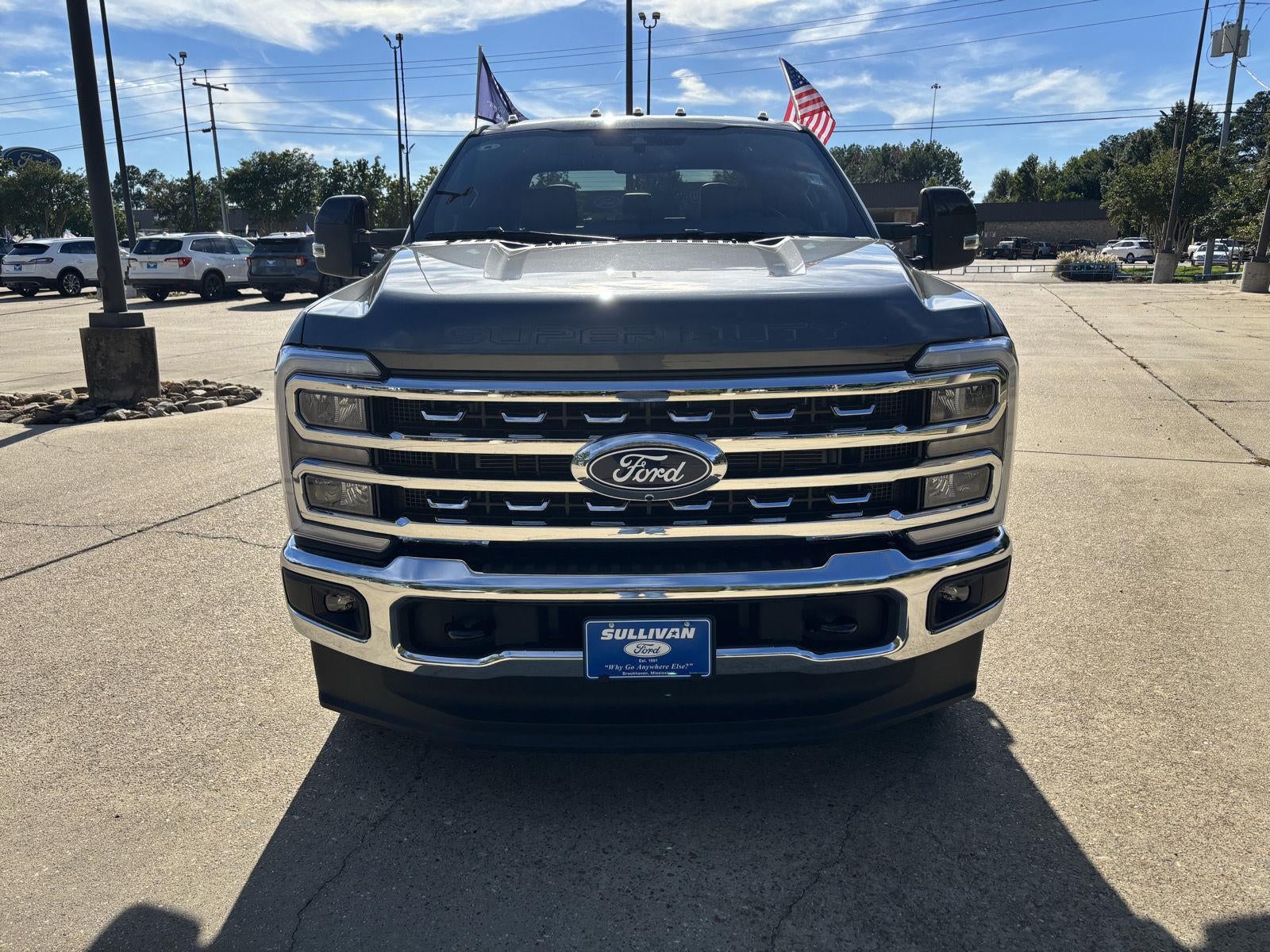 2027 Ford Super Duty F-250 SRW F-250® Lariat®