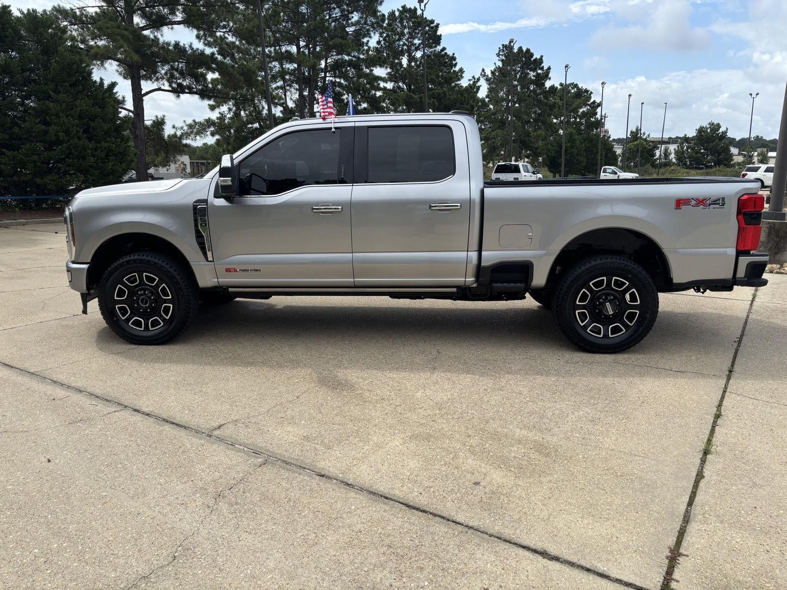 2024 Ford Super Duty F-250 SRW Platinum