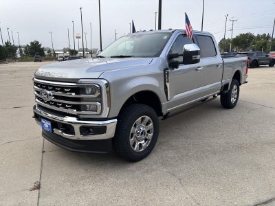2027 Ford Super Duty F-250 SRW F-250® Lariat®
