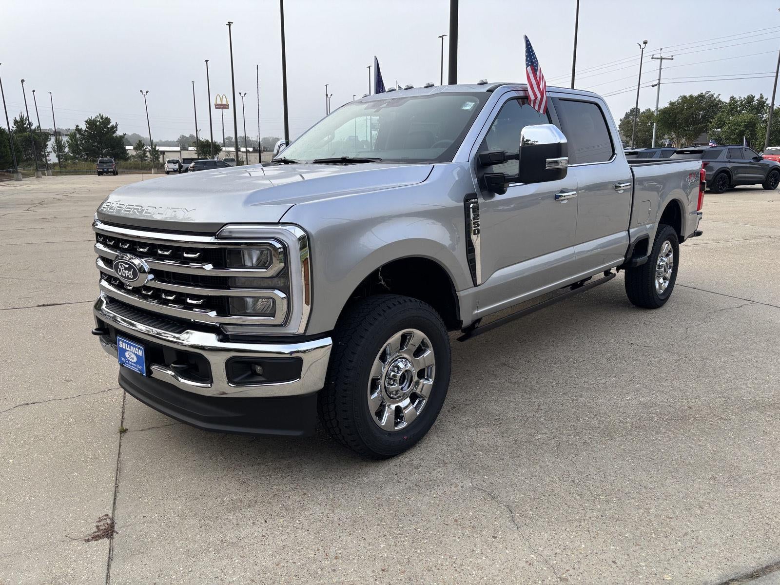 2027 Ford Super Duty F-250 SRW F-250® Lariat®