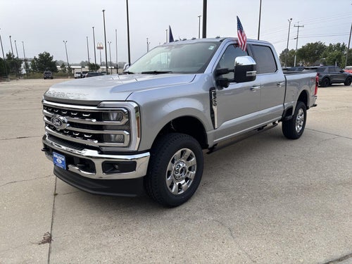 2027 Ford Super Duty F-250 SRW F-250® Lariat®