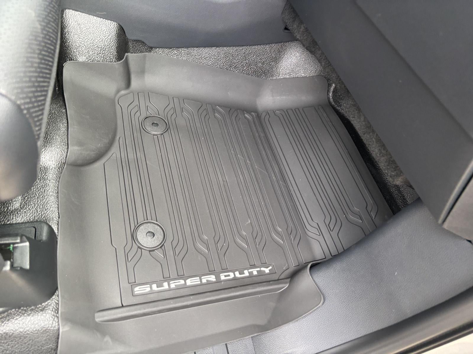 2027 Ford Super Duty F-250 SRW F-250® Lariat®