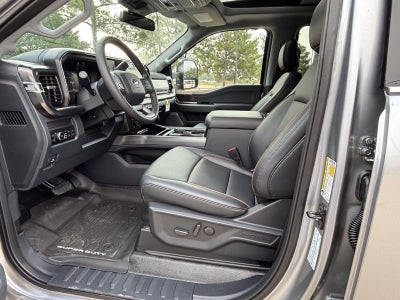 2027 Ford Super Duty F-250 SRW F-250® Lariat®