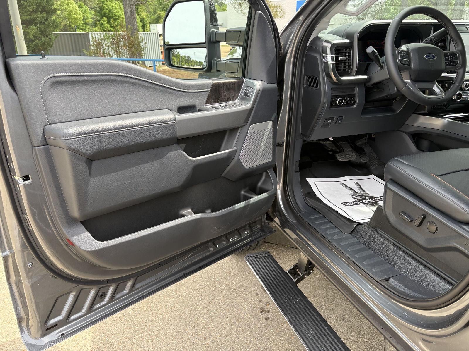 2026 Ford Super Duty F-250 SRW F-250® Lariat®