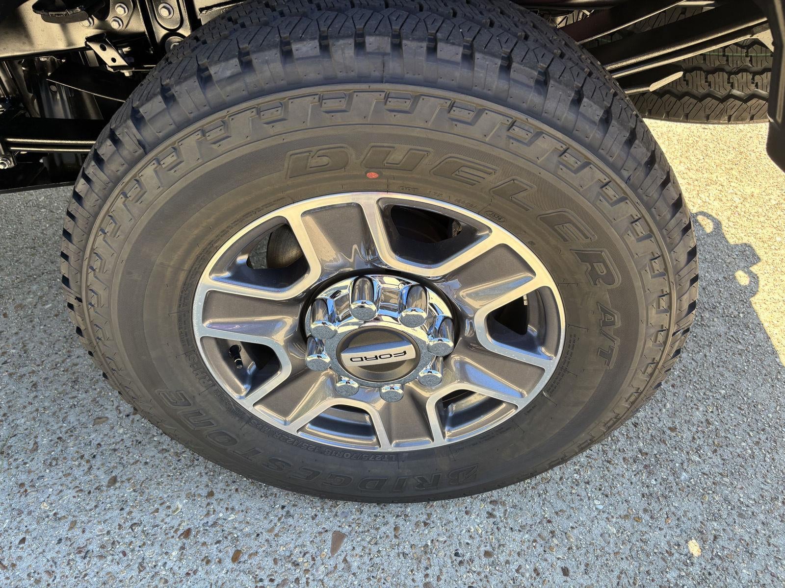 2027 Ford S-DTY F-250 F-250® Lariat®