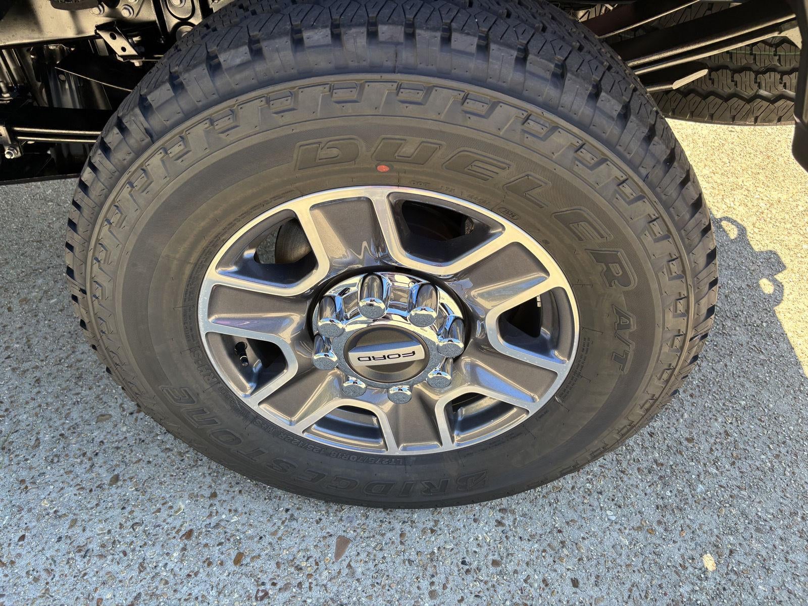 2027 Ford S-DTY F-250 F-250® Lariat®