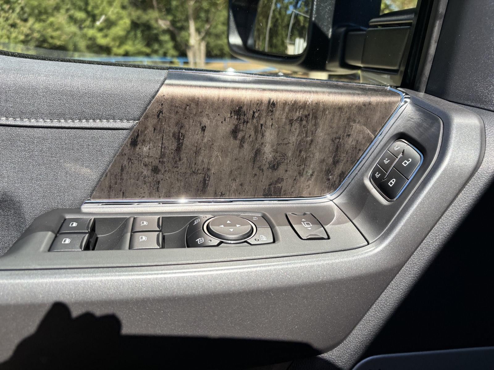 2027 Ford S-DTY F-250 F-250® Lariat®