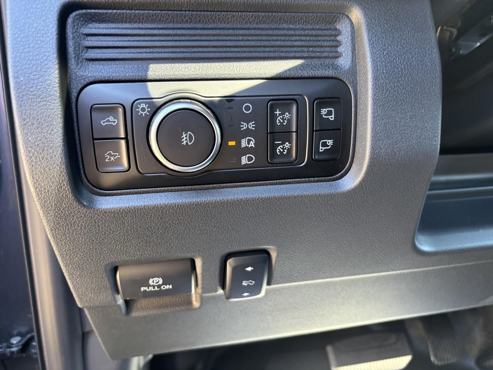 2027 Ford S-DTY F-250 F-250® Lariat®