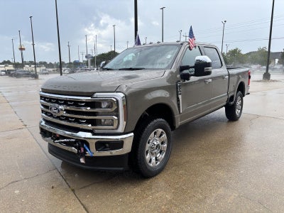2027 Ford Super Duty F-250 SRW F-250® Lariat®