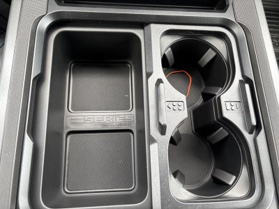 2027 Ford Super Duty F-250 SRW F-250® Lariat®