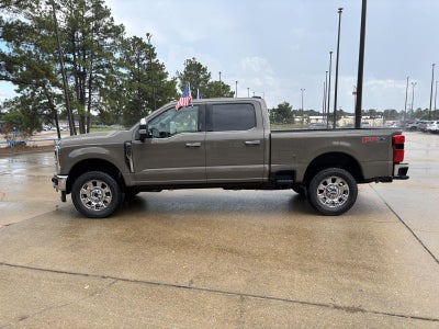 2027 Ford Super Duty F-250 SRW F-250® Lariat®