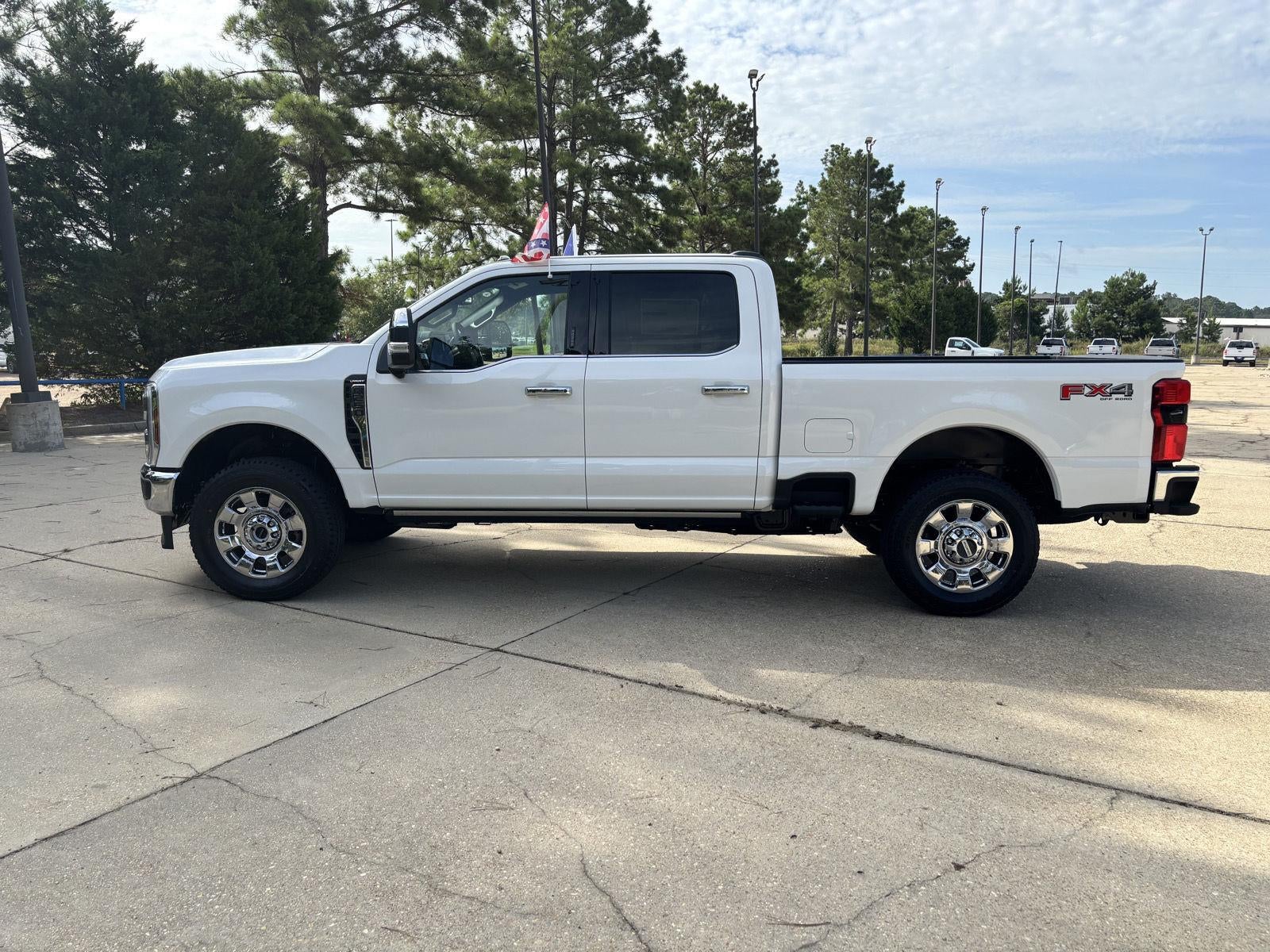 2026 Ford Super Duty F-250 SRW LARIAT
