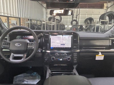 2026 Ford Super Duty F-350 Srw F-350® Lariat®