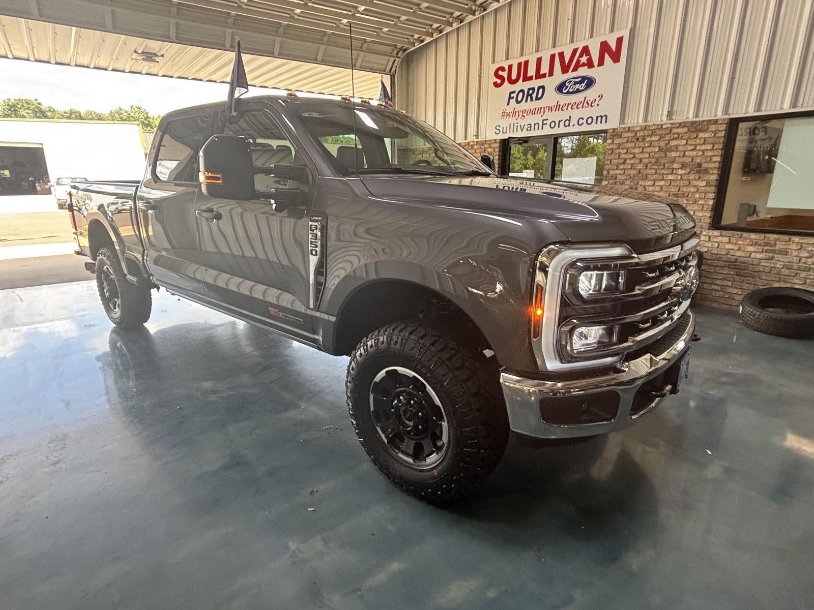 2026 Ford Super Duty F-350 Srw F-350® Lariat®