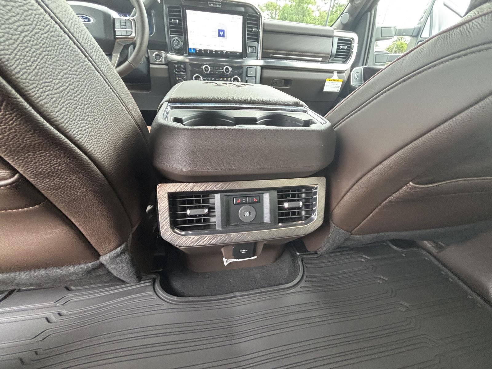 2026 Ford Super Duty F-350 Srw F-350® King Ranch®