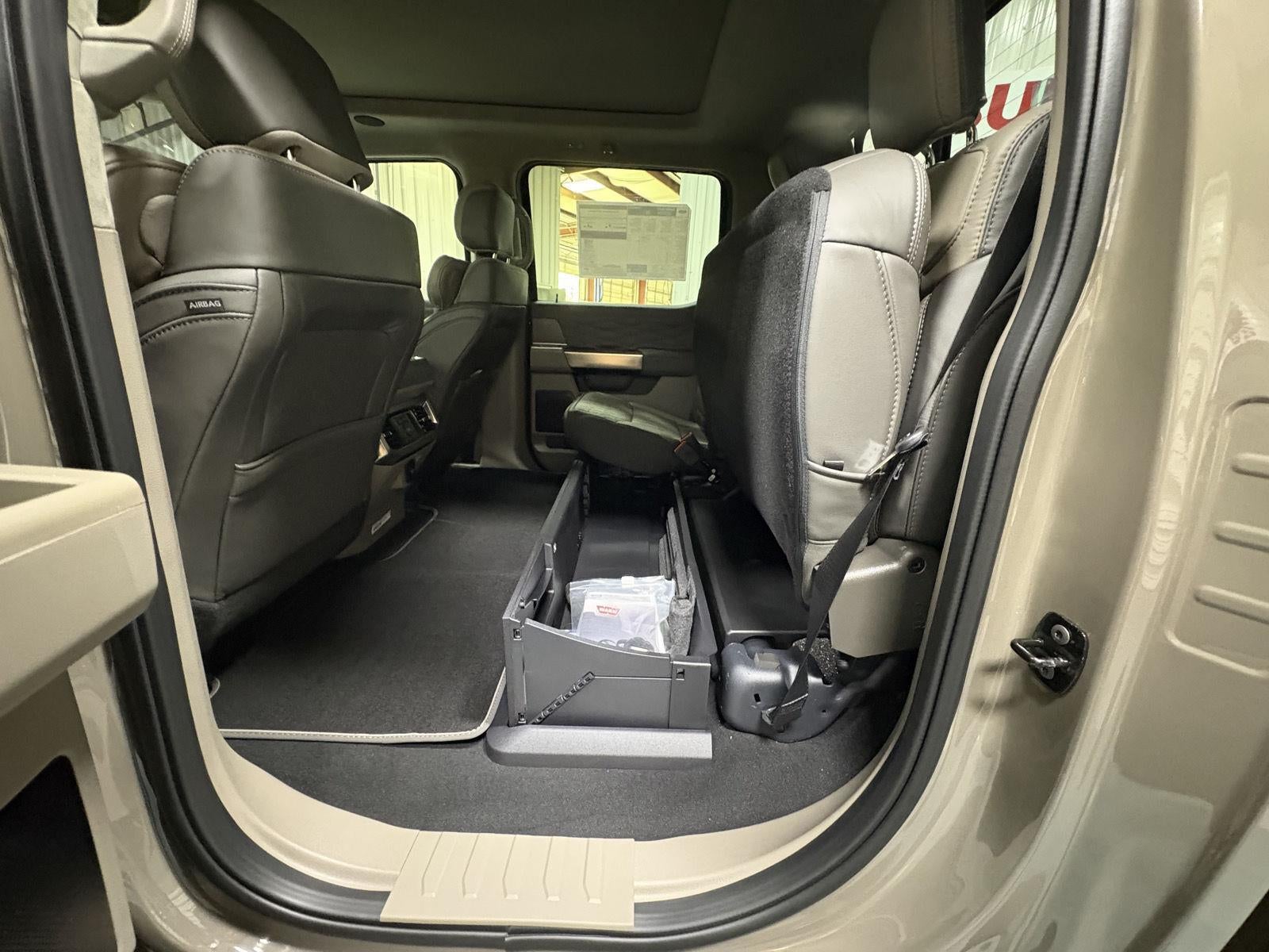 2026 Ford Super Duty F-350 SRW F-350® Platinum®