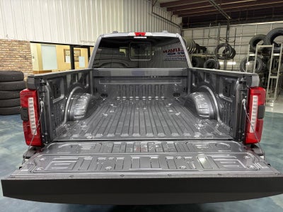 2026 Ford Super Duty F-350 SRW F-350® Lariat®