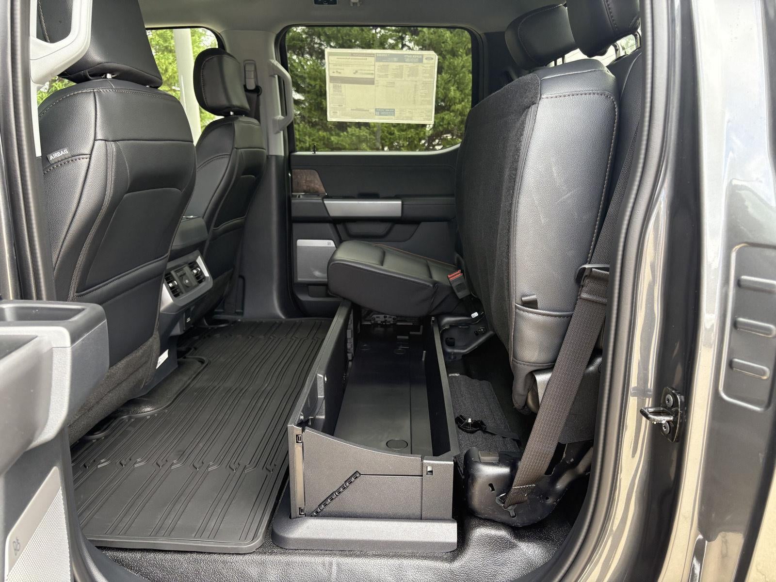 2026 Ford Super Duty F-350 SRW F-350® Lariat®