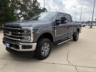 2026 Ford Super Duty F-350 SRW F-350® Lariat®